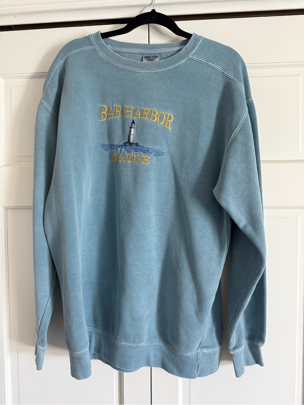 Comfort Colors Bar Harbor Maine Lighthouse Embroidered Sweatshirt Blue Large - Picture 2 of 4